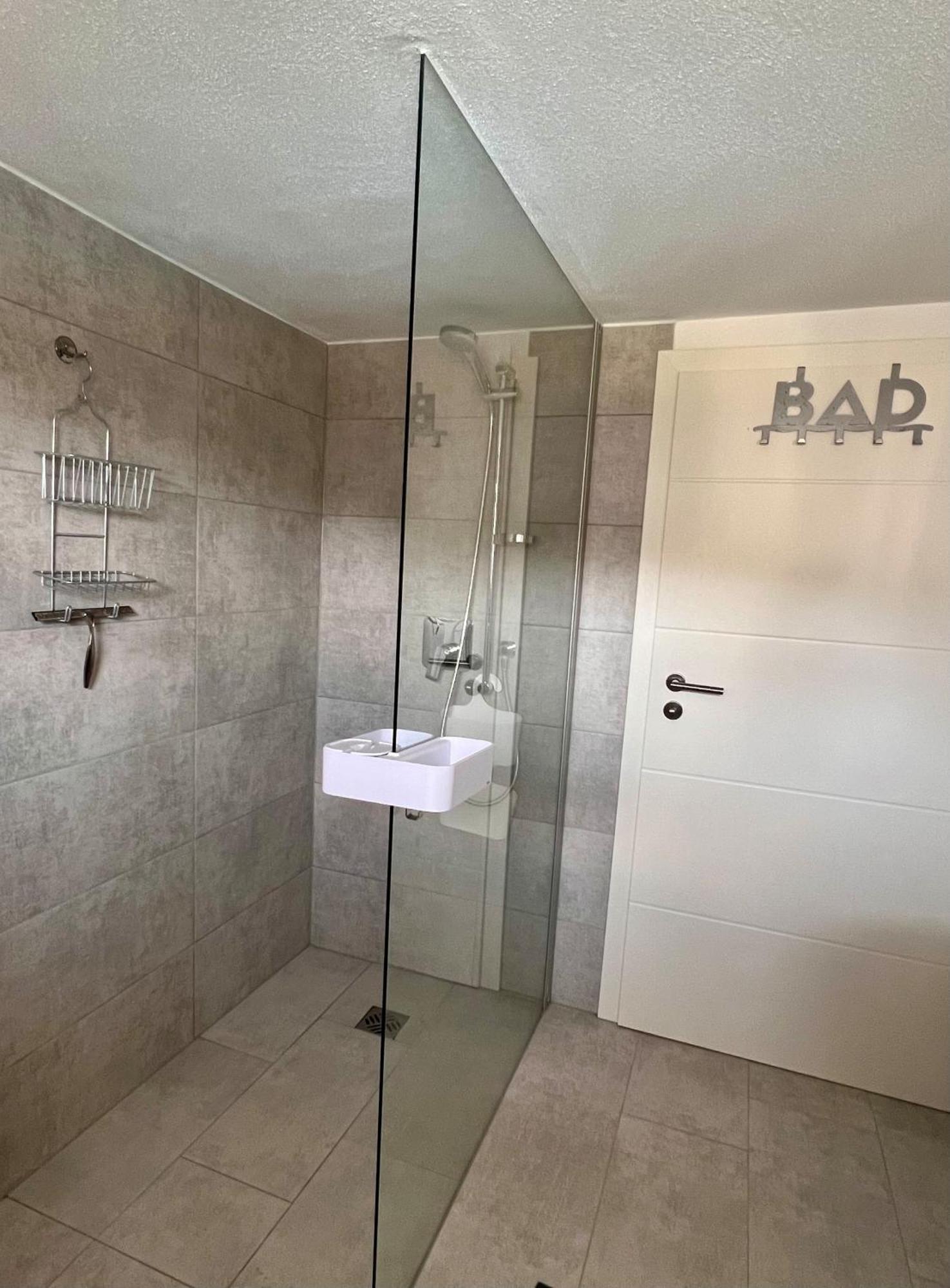 Charmante Einliegerwohnung, 3 Zimmer In Ruhiger Wohnlage, 60Qm, Mit Gemuetlicher Suedterrasse Marburg Exteriör bild